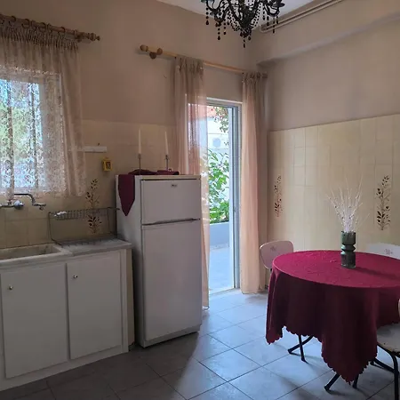 Apartment Mary's House