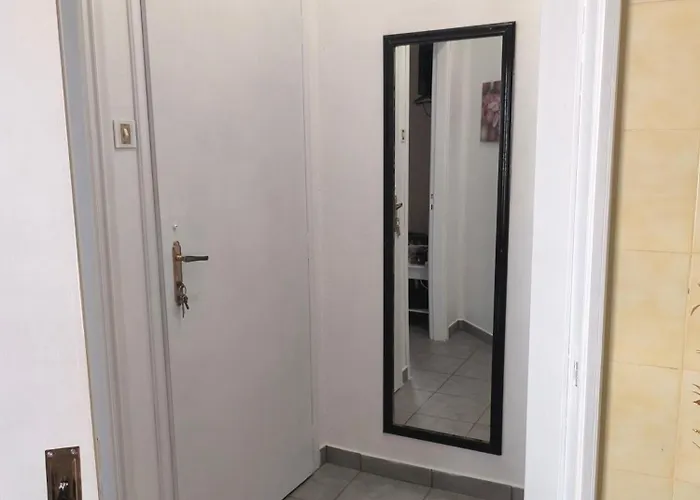 Mary's House Apartamento Kyparíssion