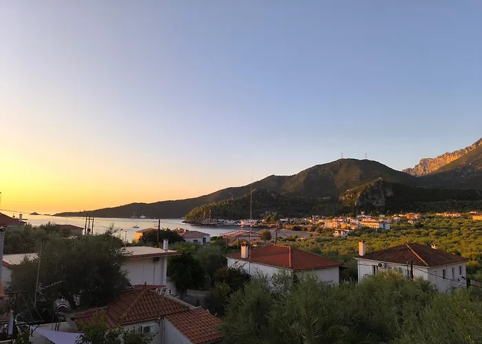 Mary's House Apartamento Kyparíssion